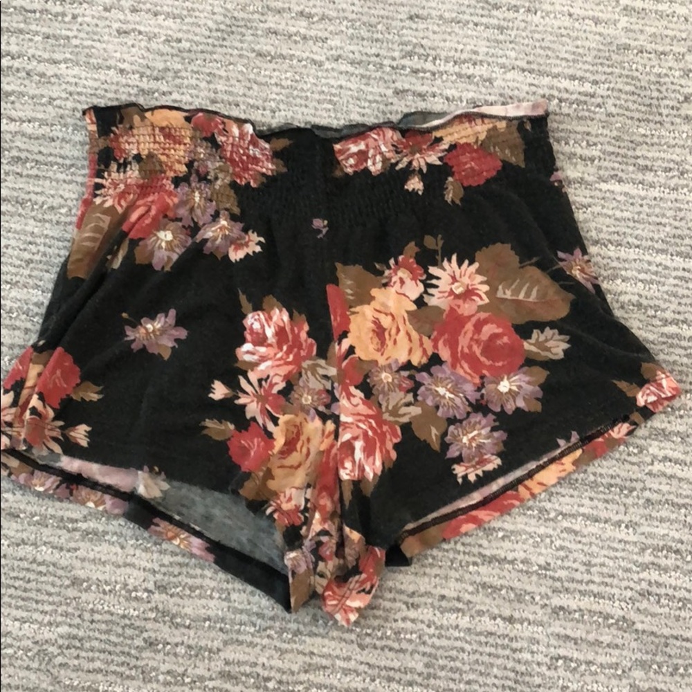 Brandy Melville shorts
